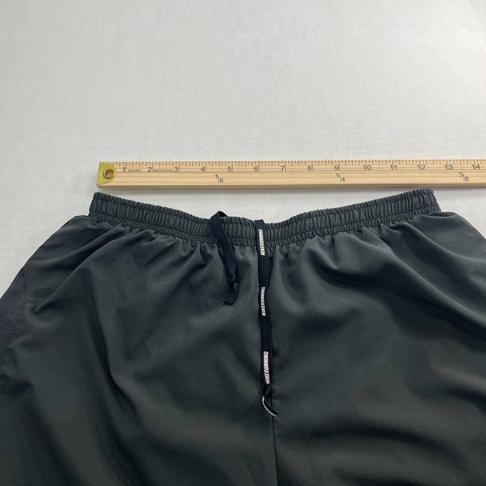 ๐โโ๏ธ๐ฅ Nike Dri-FIT Running Shorts โ Athletic Essential ๐ฅ๐โโ๏ธ - Picture 5 of 9